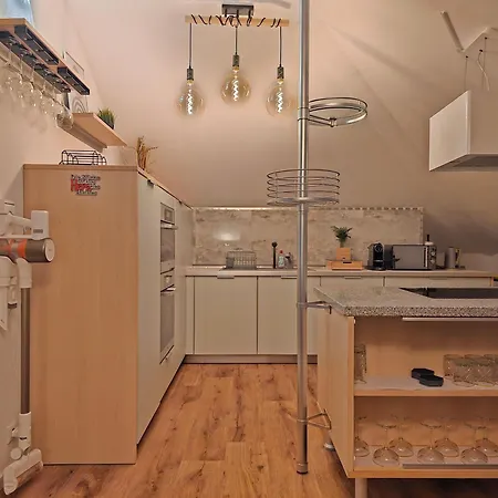 Apartment Design-penthouse I 90qm I Europapark 20 Min I Boxspring I Nespresso I Parking